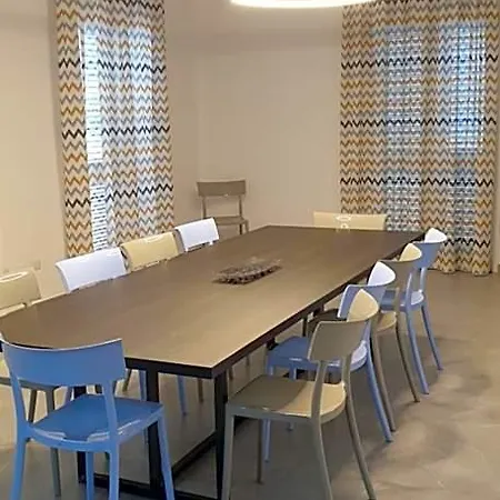 La Casa Di Francesca Bed & Breakfast 4*