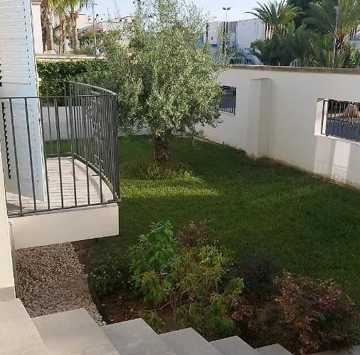La Casa Di Francesca Bed & Breakfast 4*